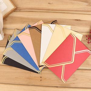 Cadeau cadeau 50pcs n ° 5 créatif doré de style occidental enveloppe épaissie papier nacré sac enveloppes pour lettres rouge