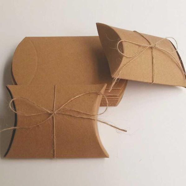 Enveloppe cadeau 50pieces Kraft Paper Pillow Box Boîte en carton de petite taille Sacs Box Candy 1