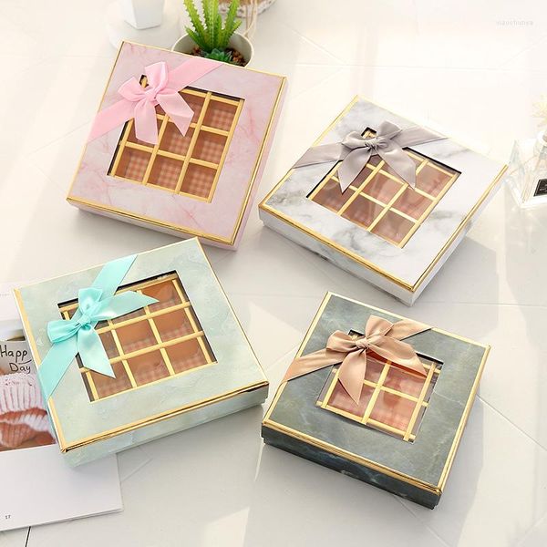 Emballage cadeau 9/12 grilles chocolat biscuit cuisson boîte d'emballage beignets fenêtre transparente anniversaire événement fête faveurs boîtes en carton