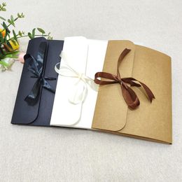 Geschenkwikkelmerk 24 18 0.7Envelope Kraft Paper Tas Diy Collection Bestand voor Silk Scarf Love Letter Wedding Flat Box Packaging