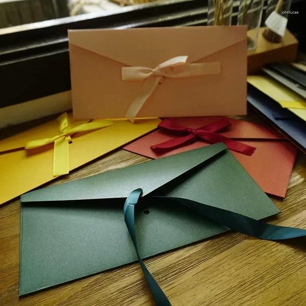 Gift Wrap Business Wedding 50pcs / Lot Retro Paper Enveloppe Style European Style pour les invitations colorées de haute qualité nacrées