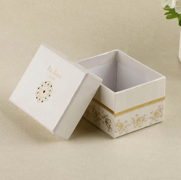 Enveloppe cadeau Chine en gros Emballage électronique personnalisé Eva Bloche Box Lamination brillante Chocolate de luxe --- PX11448
