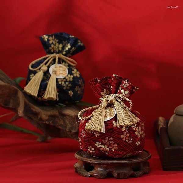 Cadeau cadeau sac de bonbons de style chinois pour les invités de mariage paquet de cordon de tissu rouge traditionnel