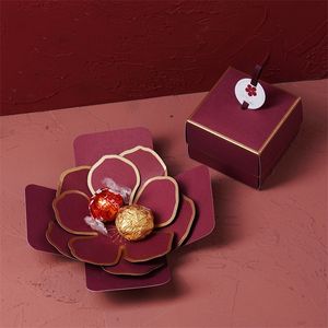 Enveloppe cadeau élégant boîte à fleurs faites à la main