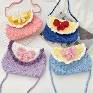 Emballage cadeau fait à la main laine tricot porte-monnaie créatif sac à bandoulière dessin animé multicolore mignon fille main armure sacs pour KidsGift