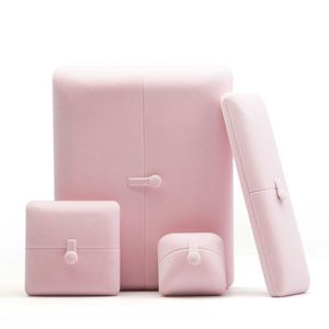 Geschenkomschakeling Hoge kwaliteit Pink Velvet Jewelry Box Ring Hanger Ketting Bangle Display Opslag