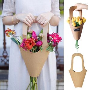 Geschenkwikkeling Kraft Paper Flower Tassen Valentijnsdag Inpak geschenken Handgreep Verpakkingsdozen Wedding Tote