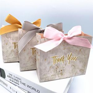 Geschenkwikkel Mini Gray Marble Bag Box Wedding Geschenken voor gasten Paper chocoladedozen Dank u decoratie Gunsten Candy