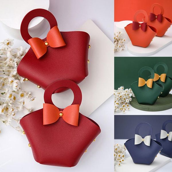 Emballage cadeau Pc cuir amour boîte à bonbons mariage Portable créatif arc sac compagnon bijoux bébé douche invité emballage petit panier cadeau