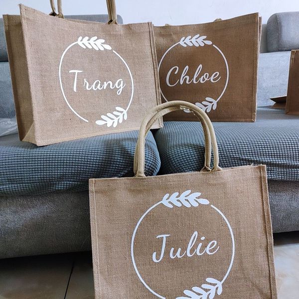 Emballage cadeau personnalisé plage Jute sac fourre-tout réutilisable Shopping stockage sac à main sac en toile de jute personnalisé fête de mariage décoration demoiselle d'honneur cadeaux 230725