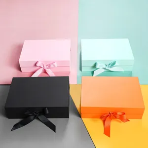 Caja naranja de entrega rápida de papel de regalo con lazo elegante para festivales y cumpleaños de Halloween