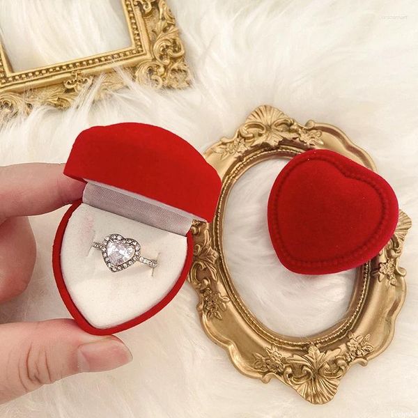Envoltura de regalo Caja de joyería en forma de corazón rojo Cajas de almacenamiento de anillos de boda Día de San Valentín Colgantes de oreja Contenedor de exhibición