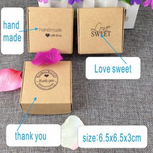 Emballage cadeau vente 50 pièces/ensemble amour coeur fête faveur de mariage boîtes à bonbons faites à la main avec boîte merci