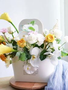 Envoltura de regalo Bolso inglés simple Caja de flores Ins Internet Celebridad Embalaje Material de cartón Producto