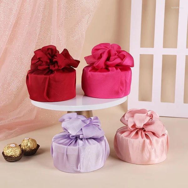 Cadeau Wrap Mariage Goodies De Mariée Boîte De Bonbons Demoiselle D'honneur Retour Soie Satin Party Faveurs Anniversaire Décor Fournitures