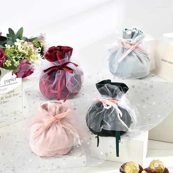 Emballage cadeau mariage pour invités Souvenirs sac de gaze faveurs de fête boîte à bonbons européen créatif velours tissu fourre-tout Sac Cadeau