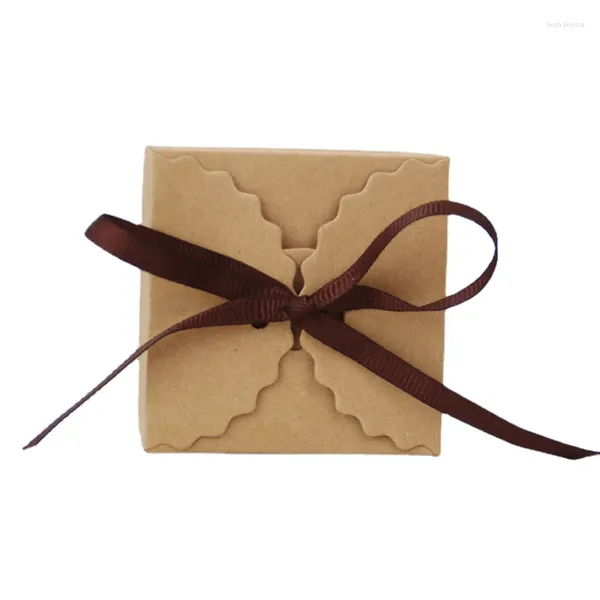 Cadeau cadeau blanc boîte mystérieuse boîtes de papier avec des rubans bricolage fête de bonbons de mariage pour l'emballage