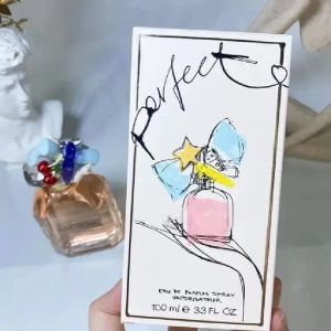 Cadeaux Cologne Haute Qualité Designer Parfums Bouteille parfaite femme 100ml Parfum longue durée bonne odeur Femme Spray Parfum