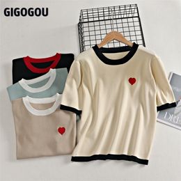 GIGOGOU printemps été tricoté demi manches femmes T-Shirt col rond ample haut décontracté mode broderie dames T-Shirt 220408