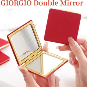 Espejos compactos de la marca GIORGIO, espejo doble de Color rojo, diseñador de lujo para niñas, herramientas de maquillaje, espejo plegable Vintage en terciopelo rojo con buena calidad, precio de fábrica, 2023 nuevo