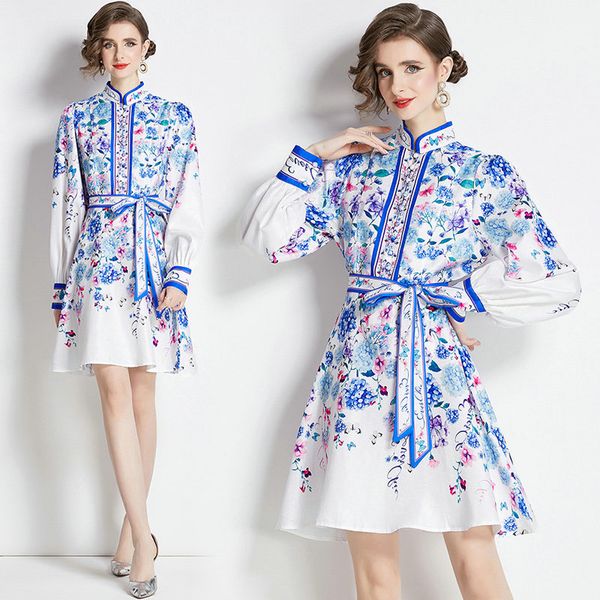Girl Boutique Lanter Sleeve Dress Robe rétro imprimée à manches longues 2024 Printemps Automne Robe florale Haut de gamme Rétro Tendance Robes de dame Robes de piste