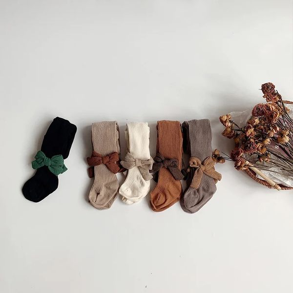 Filles enfants peu mignons collants à bowknot chaussettes de coton bébé bébé enfant en bas âge en collants serrés 231225