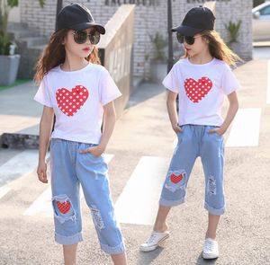 Vêtements de filles Ensemble de vêtements d'été pour fille à manches courtes à manches courtes coeur + jeans déchirés shorts TIFITS Taille 6 8 10 12 ans6079261