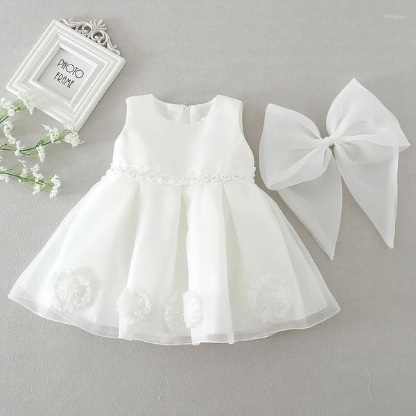 Robes de fille 2023 Robe de bébé Big Arc Baptisme pour filles Première année d'anniversaire de fête de mariage Vêtements de mariage Tutu Robe duveteuse