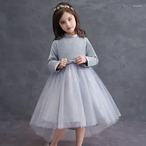 Robes de fille 2024 Automne Girls 'Vêtements Piano Performance Robe Bow Fashionable Children Wedding