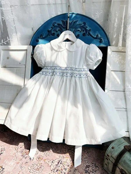 Vestidos de niña 2024 Niños Vestido español Niñas Hecho a mano Smocking Blanco con pantalones cortos Bebé Smocked Ropa Niños Cumpleaños Bautismo Vestidos