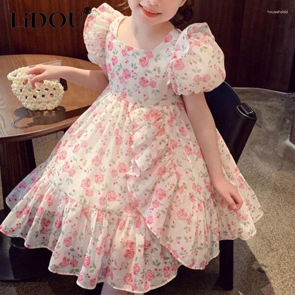 Robes de fille 2024 mode coréenne robe d'été filles Vintage mignon Kawaii doux élégant Floral lâche décontracté col carré Robes pour enfants