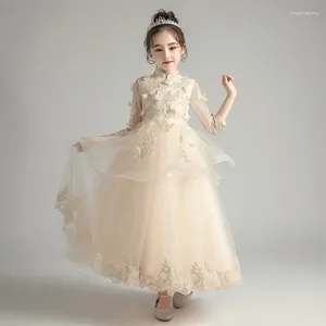 Robes de fille 2024 Robe de soirée de queue pour enfants printemps Fleur Walk Walk Show Fluffy Gauze Petit Performance