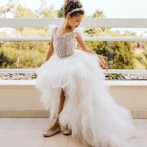 Robes de fille 2024 blanc Hi-Lo fleur robe de bal Tulle plume perles niveaux petit Peageant anniversaire robe de baptême robes