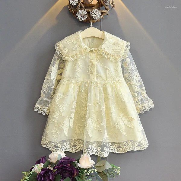 Robe de fille Automne et hiver Vêtements de bébé revers à manches longues en dentelle belle robe mignonne vêtements pour enfants