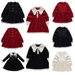 Meisjesjurken kerstmeisjes brei Princess 2024 Winter Koreaanse peuterkleding lange mouw gebreide trui jurk rood zwart