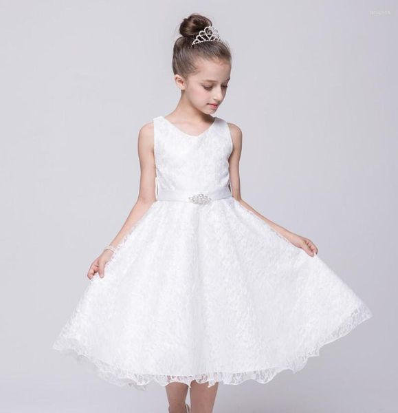 Robes De Fille Mignon Bleu Royal Dentelle Fleur Filles Robe 2022 Une Ligne O Cou Sans Manches Perlé Longueur Au Genou Court Blanc Première Robe De Sainte Communion