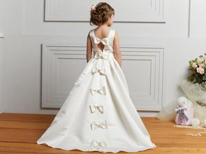 Robes de fille élégantes en Satin ligne a, à fleurs, pour fête de mariage, robes de concours de première Communion pour petites filles, avec nœud, 2022