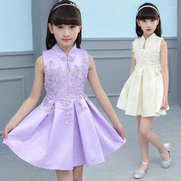 Vestidos de chicas Floral Borded Appliques Vestido Qipao para el estilo de verano Estilo chino chi pao chicas cheongsam sin mangas qi-pao