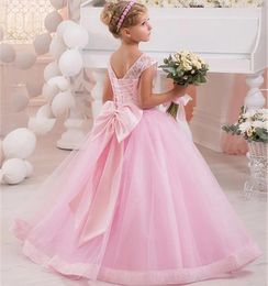 Robes de fille fleur pour mariages dentelle Appliques perles première Communion 2023 Tulle ivoire longueur de plancher Sukienki Komunijne