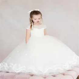 Vestidos de niña, pegatinas de encaje de flores, estilo lindo y minimalista, bola de primera comunión blanca, personalización de princesa