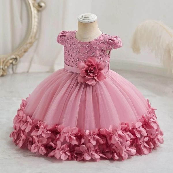 Vestidos de niña Vestido de princesa de flores para niñas de 0 a 12 meses Ropa linda de pétalos con lazo Vestidos de bebé bordados para niños pequeños nacidos de una sola pieza