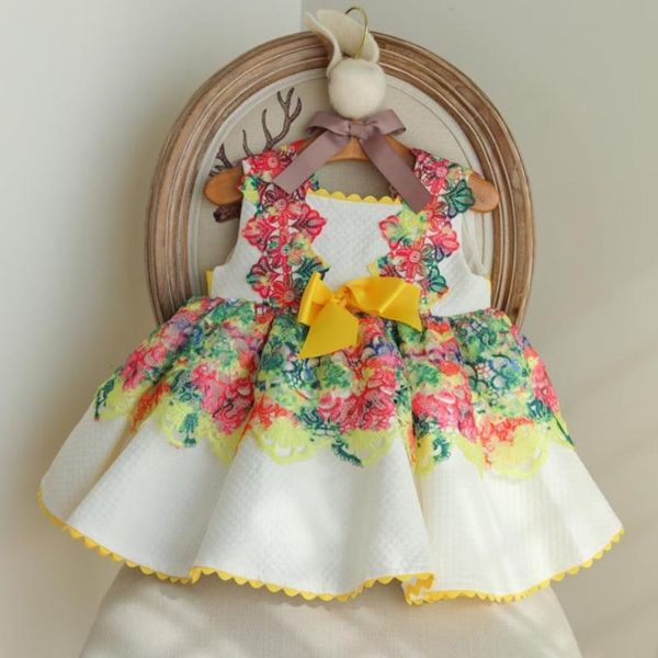 Robes de fille Vêtements de bébé pour fille Robe de bal en dinde espagnole Robe de bal en dentelle Arc sans manches Fête d'anniversaire mignonne Princesse de Pâques Lolita pour les filles A446