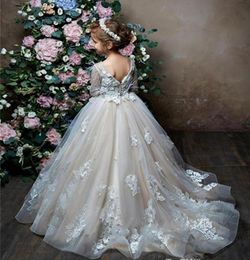 Girl Dresses Girl's Fluffy Flower Dress Lace Tule Princess Lange Mouw Wedding Party Jurk Eerste communie