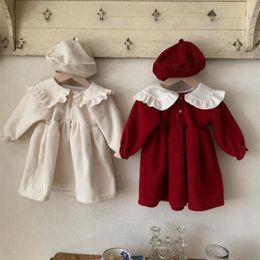 Robes de fille Robe en laine rouge Teenmiro de fille