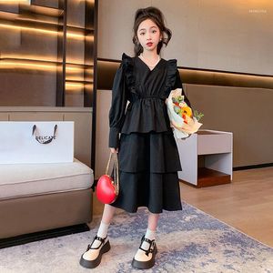 Girl Dresses Girls 'Retro Black Ruffle Cake-jurk met lange mouwen V-hals 2023 Spring Midden-Length Trend