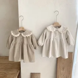 Meisje jurken meisjesjurk 2024 herfst mori Koreaanse stijl baby corduroy kinderen casual kanten poppen kraag eenvoudige all-match