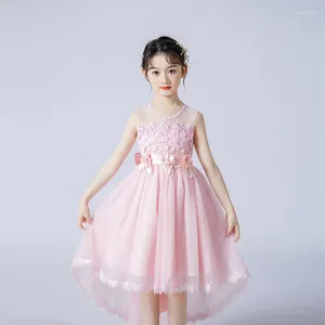 Robe fille robe de filles Princesse 2024 Été Middle et Big Children's Piano Performance de style occidental fleur de style occidental Chil