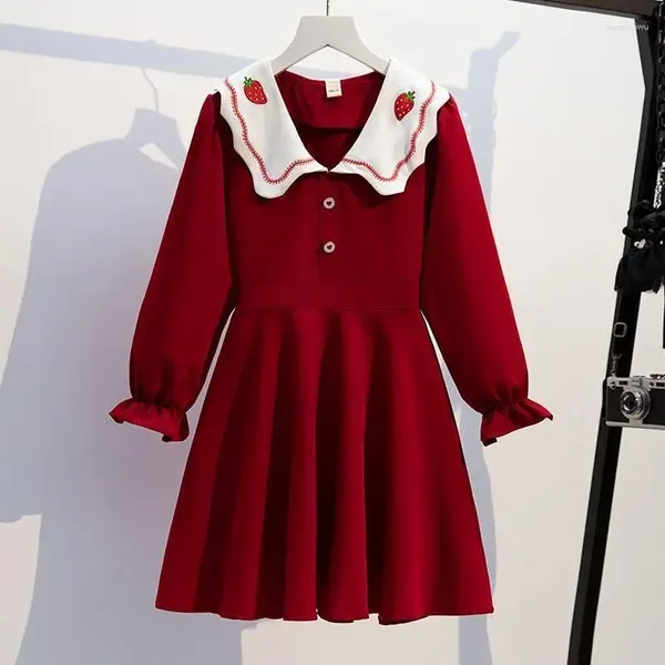 Robes de fille robe de fille printemps et automne Style de parfum à manches longues Super étudiant étranger poupée cou princesse