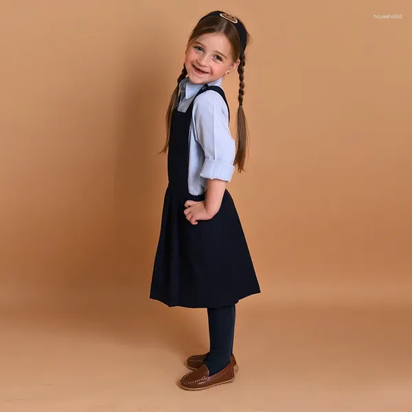 Robes de fille Filles Bleu marine Pinafore plissé Boutons d'or Bretelles Robe d'école 5-9 Tailles Ajuster la taille à l'intérieur des vêtements élastiques pour enfants