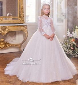 Meisje jurken prachtig 2023 witte bloemenmeisjes jurk voor bruiloftavond kinderen kanten prinses feest optocht jurken verjaardag